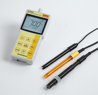 MP3500专业型 pH/电导率/溶解氧仪